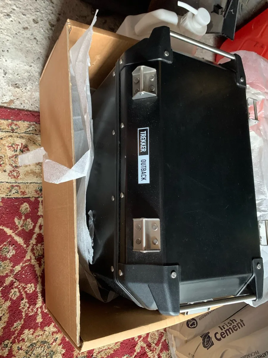 KTM SuperAdventure Givi Luggage BRAND NEW - Image 2