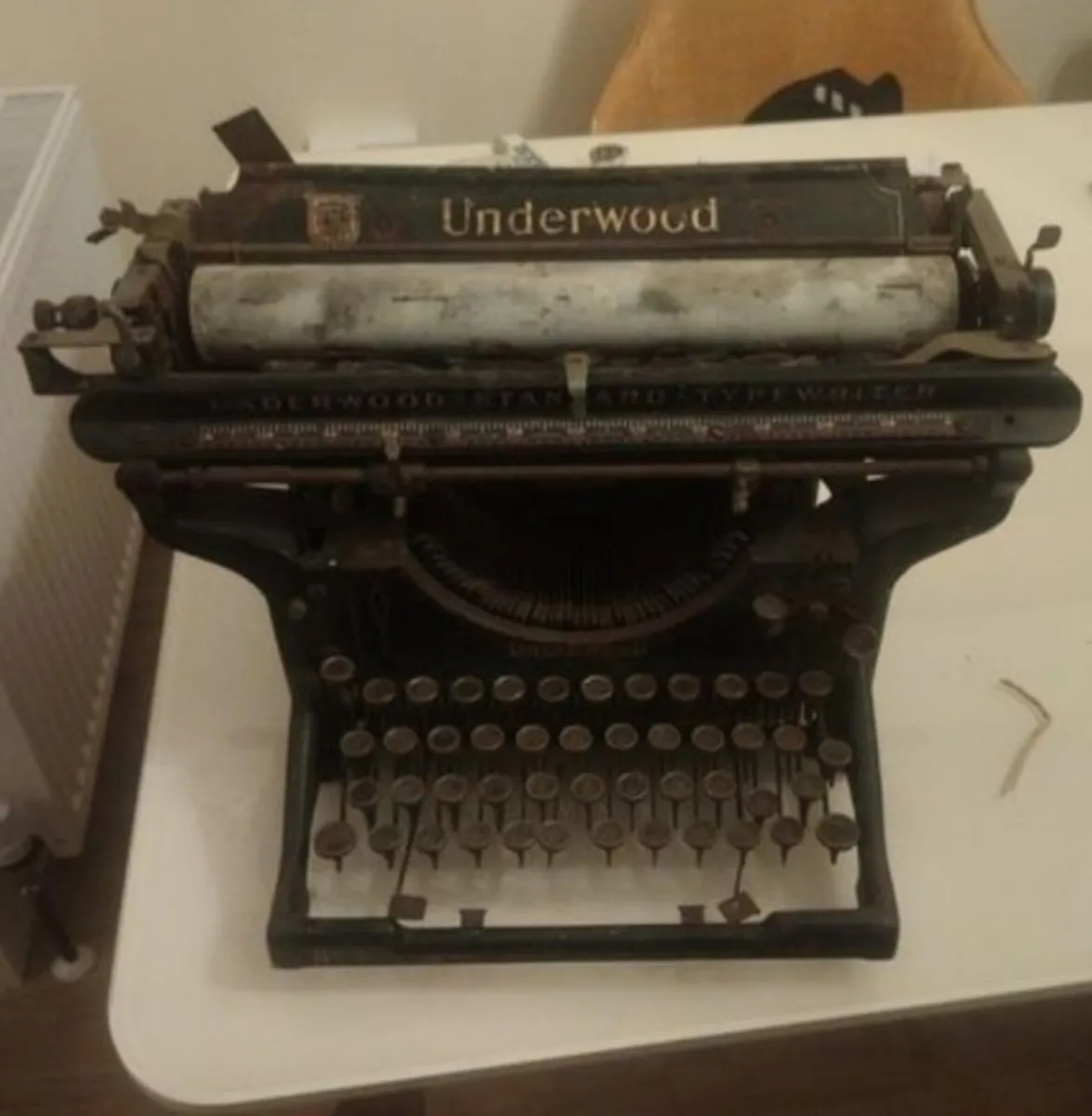 Underwood Typewriter - Image 2