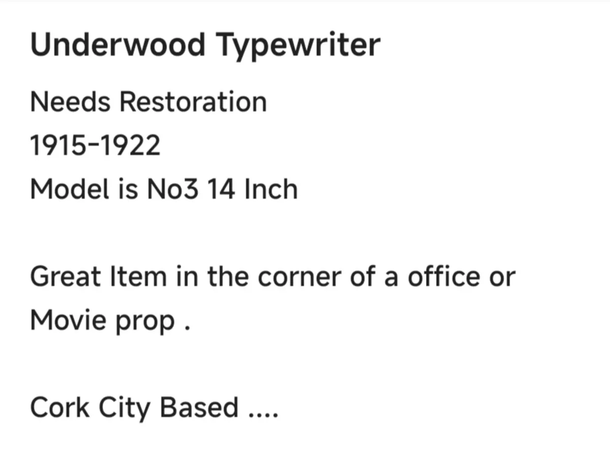 Underwood Typewriter - Image 1