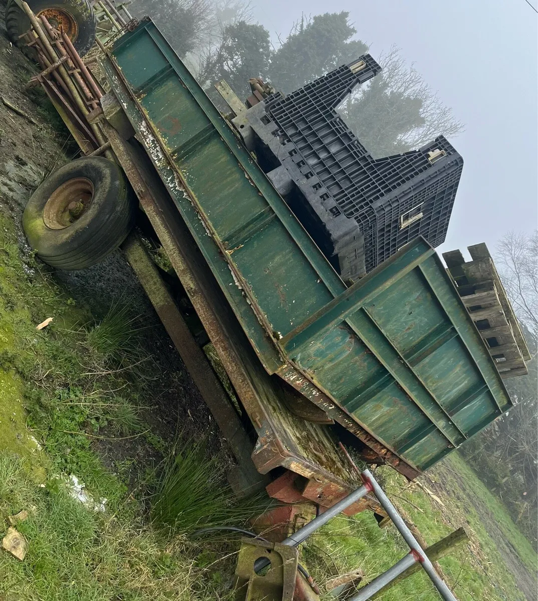 10x6 Tipping Trailer + Body & Axle - Image 1