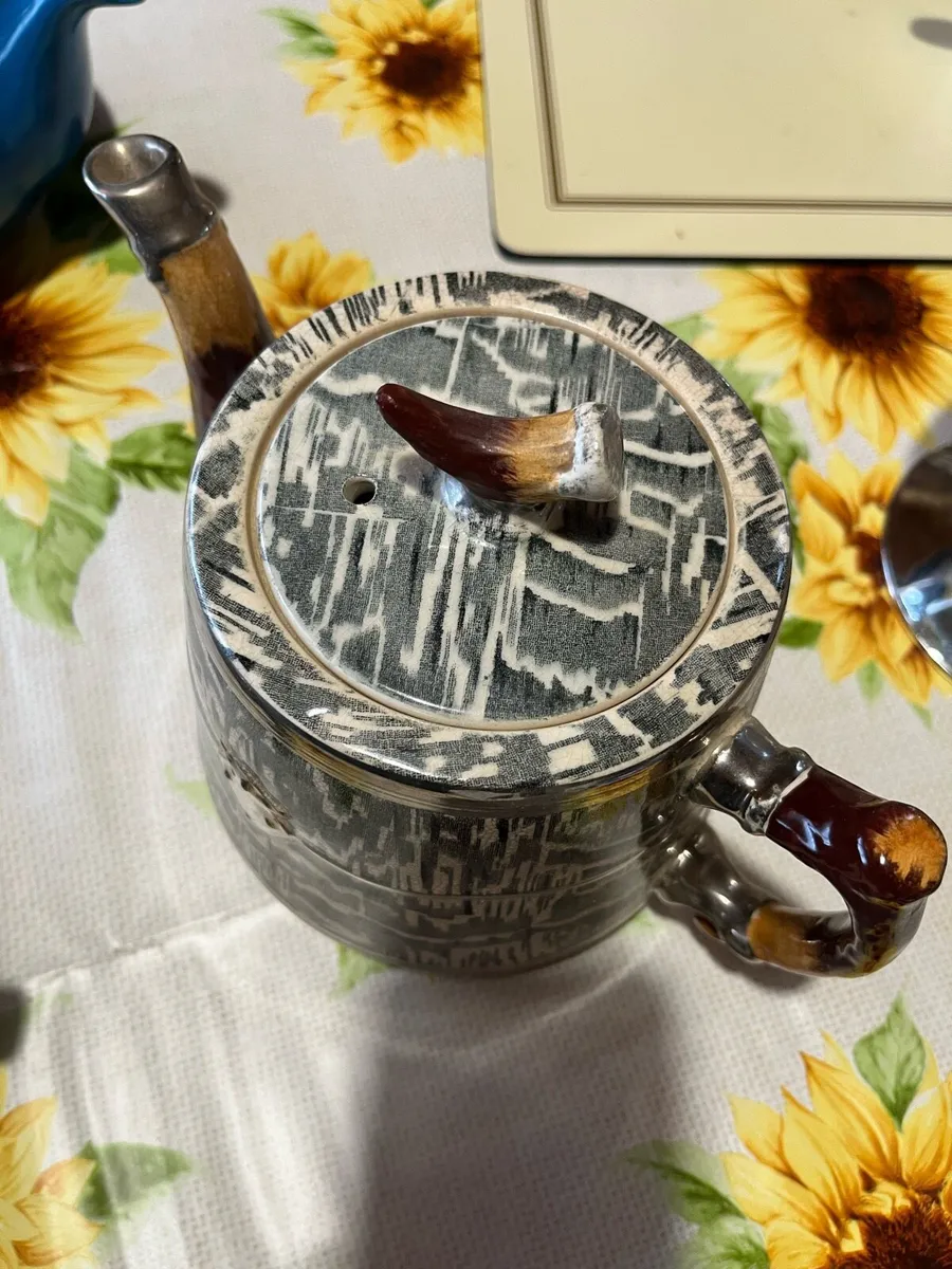 Selection of teapots - Image 3