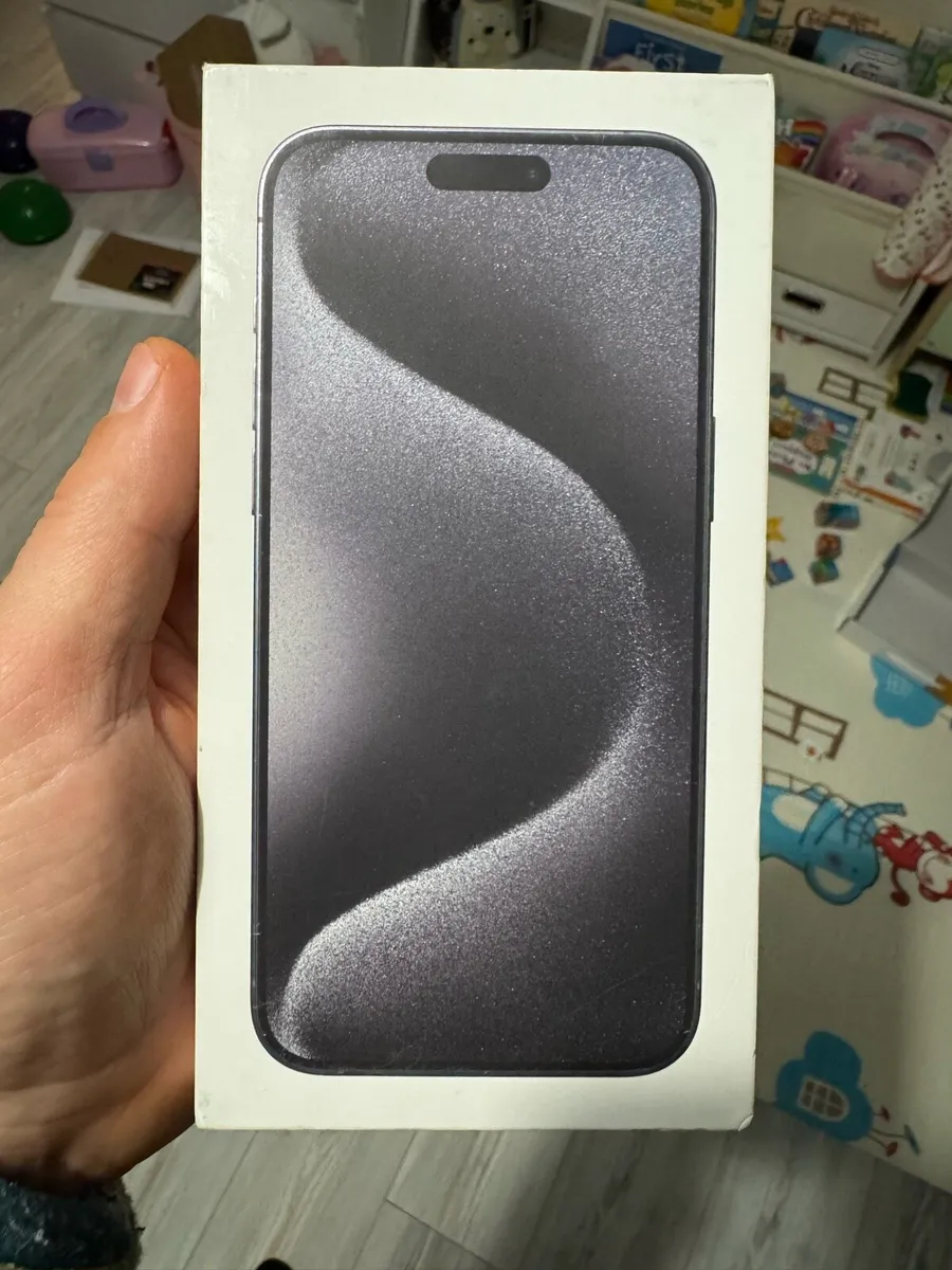 iPhone 15 pro max 256gb - Image 3