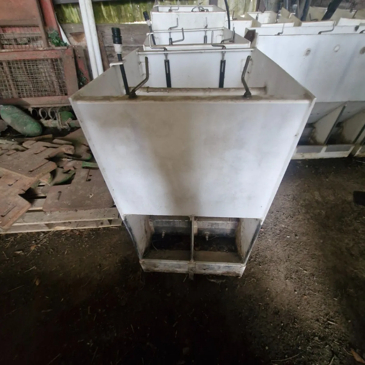 Pig feeders and 13 tonne  meal bin - Image 1