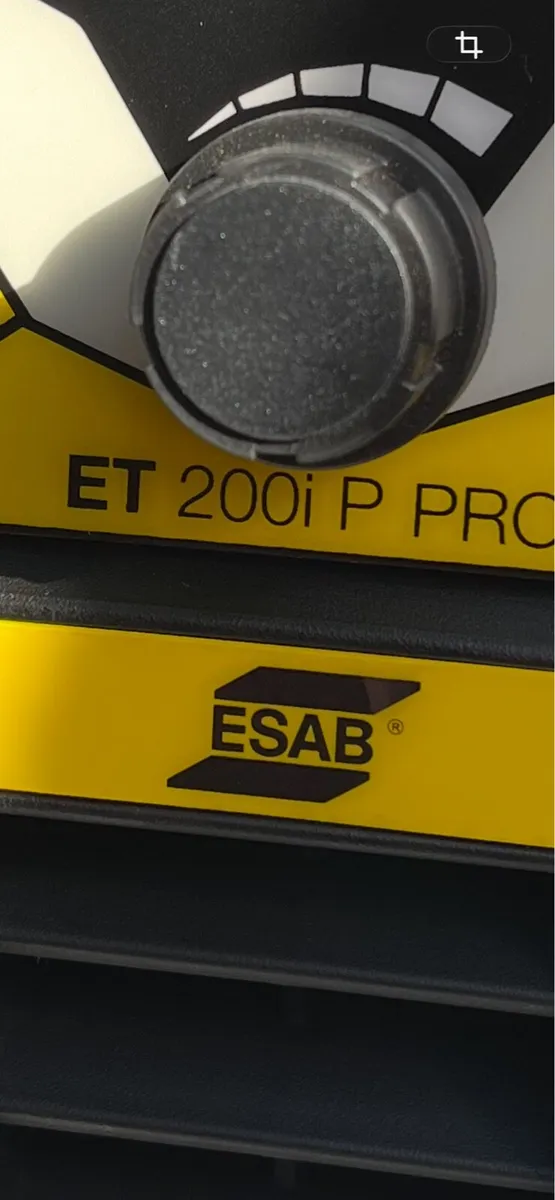 ESAB TIG WELDER model ET 200i P - Image 2