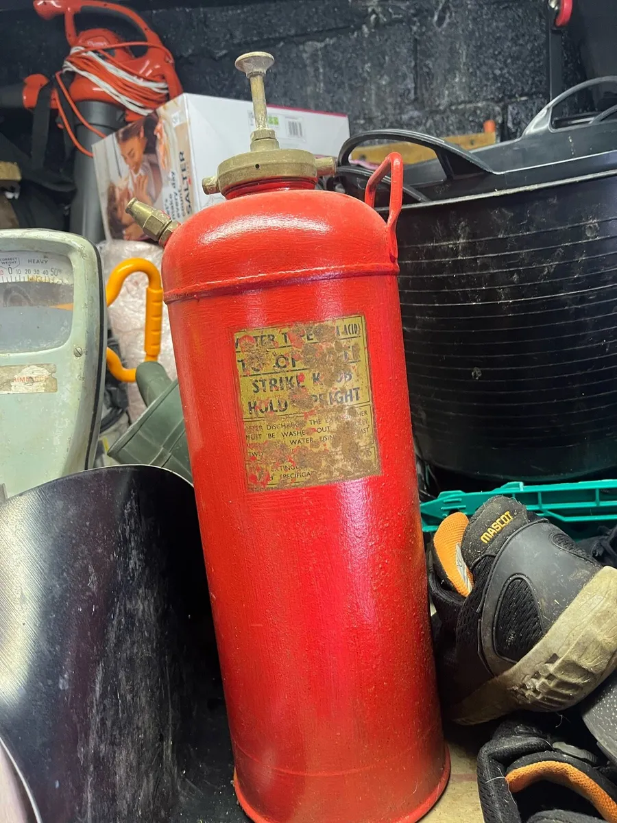 Old antique pieces - Image 2