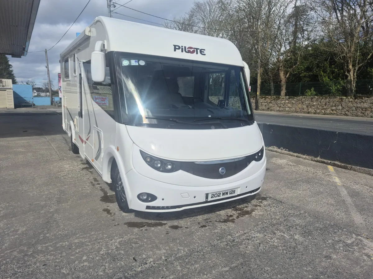 2020 PILOTE G740 A-CLASS ISLAND BED 👀 - Image 4