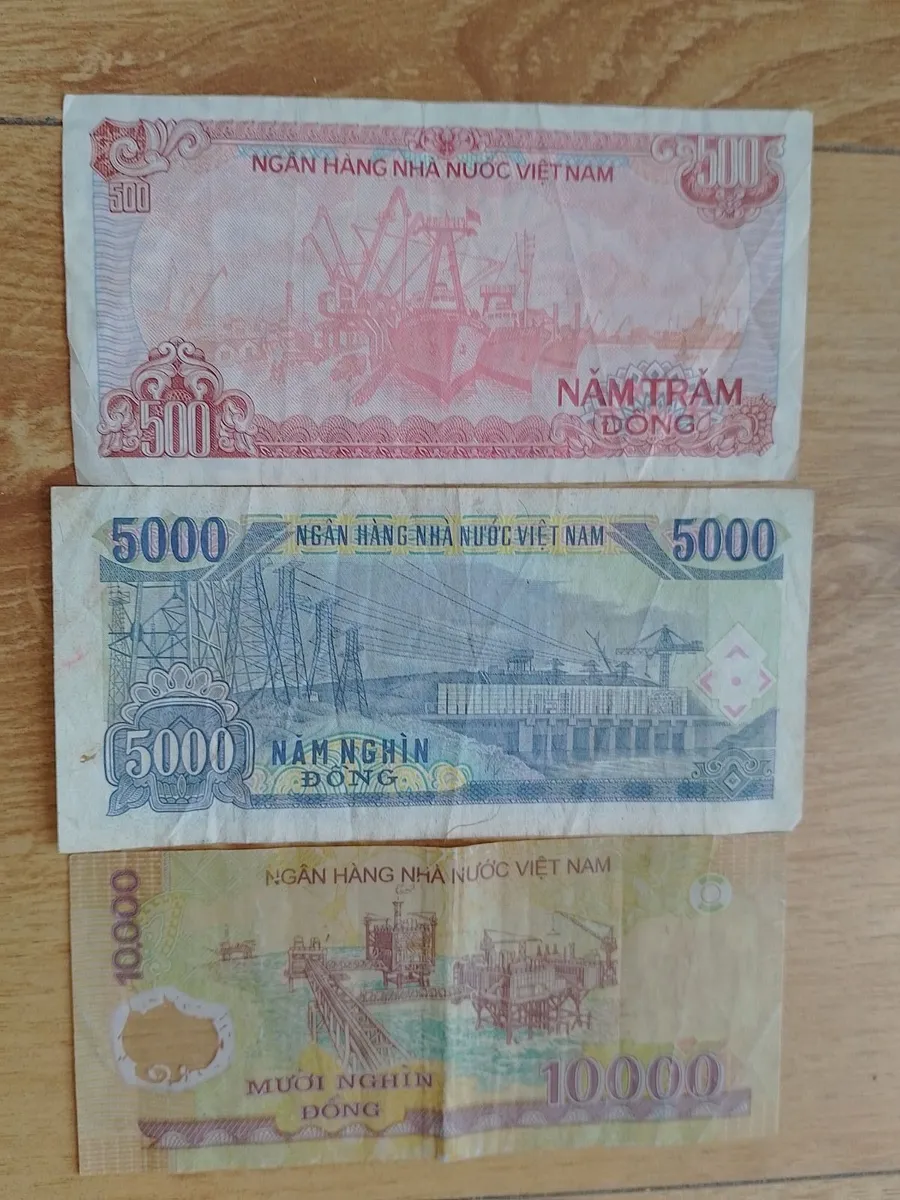 CAMBODIA & VIET NAM BANK NOTES.   5. - Image 3