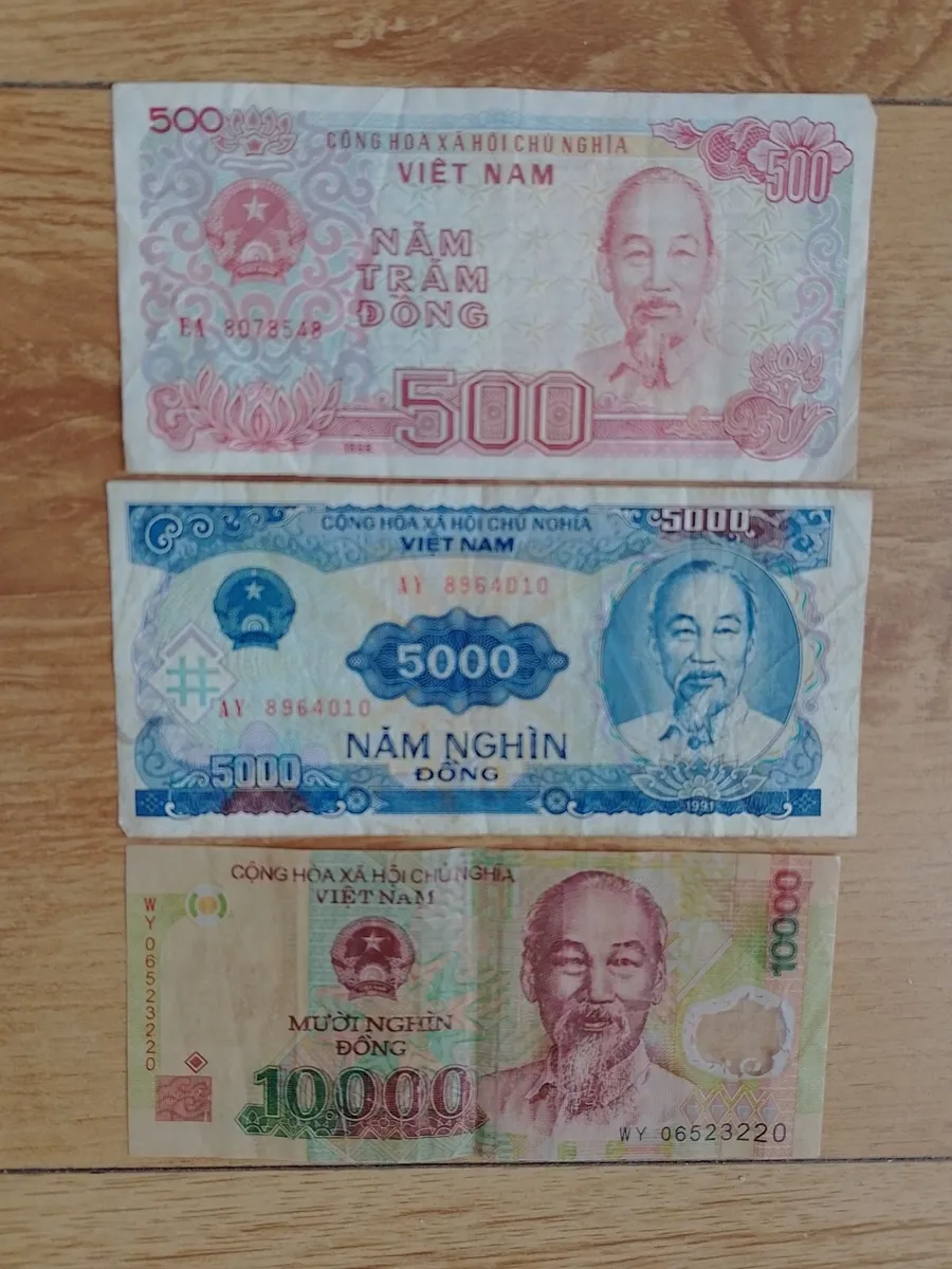 CAMBODIA & VIET NAM BANK NOTES.   5. - Image 2