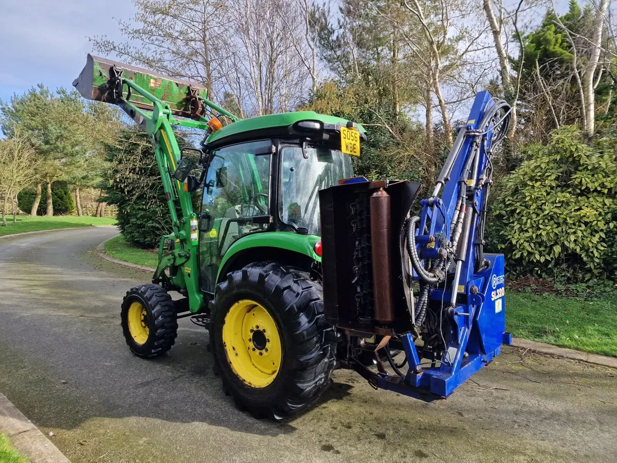 John Deere 4520 55hp Compact Tractor Loader Hedge - Image 1