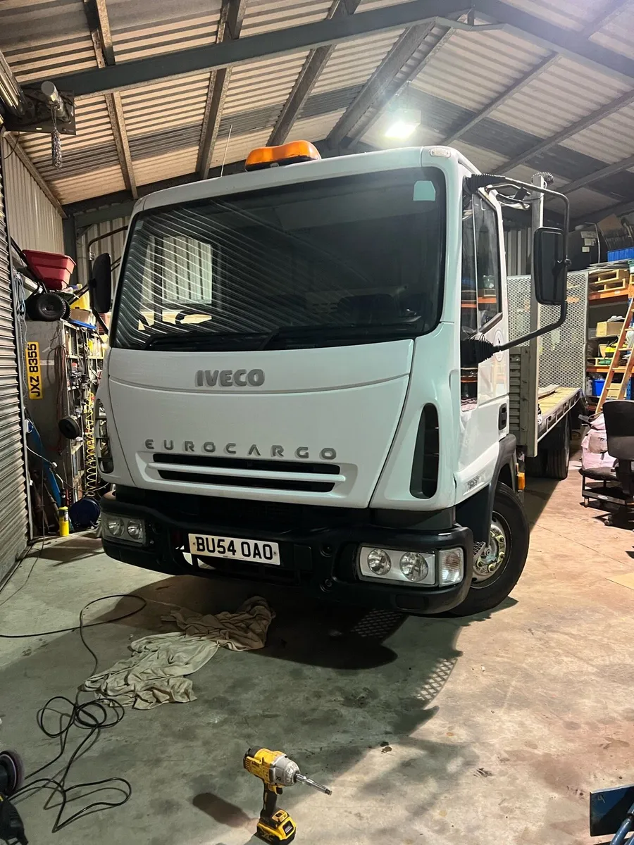 Iveco lorry - Image 2