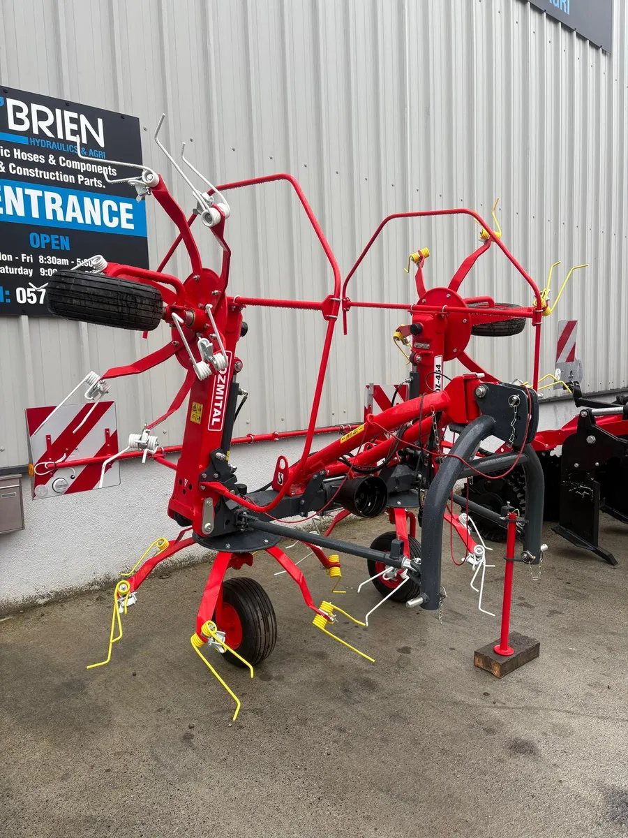 Hooked Tine Tedder - Image 2