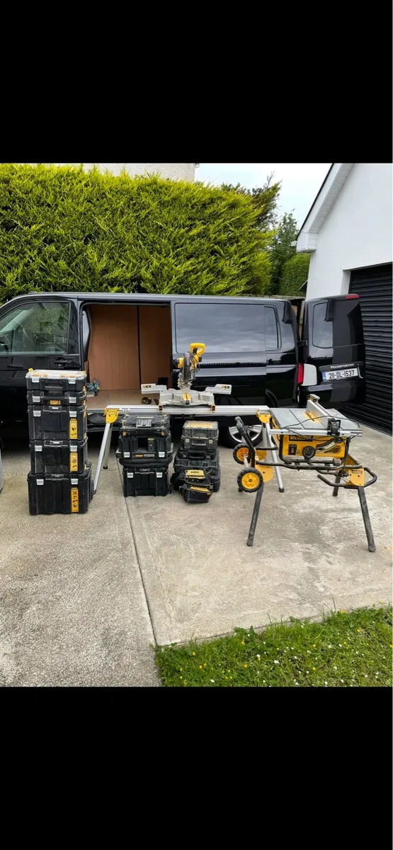 DEWALT Miter saw and table saw - Image 2