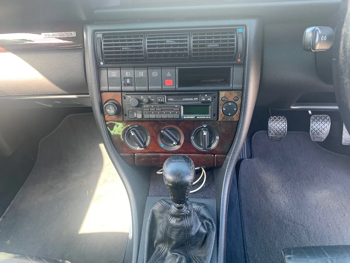 Audi 100 1992 - Image 2