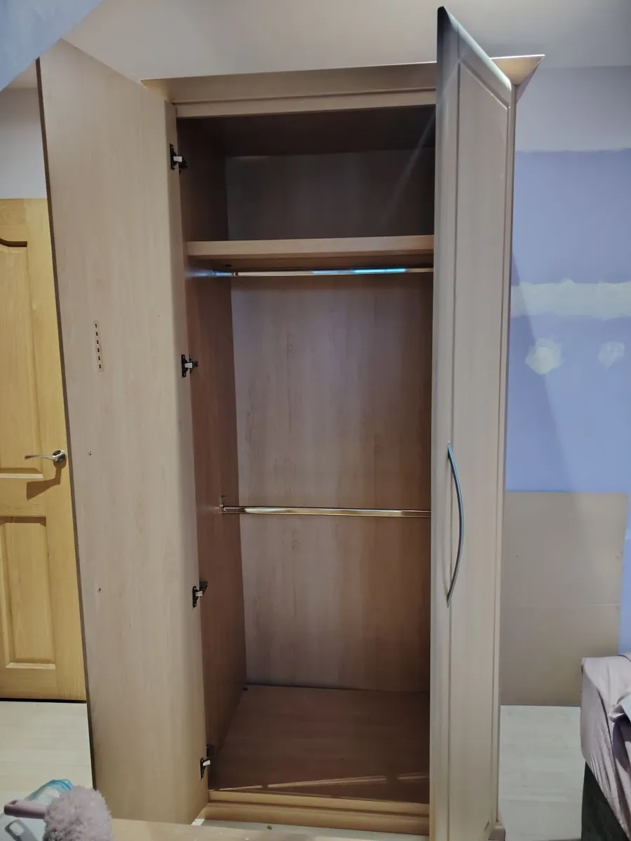 Built-in wardrobes and cupboard and drawers - Image 4