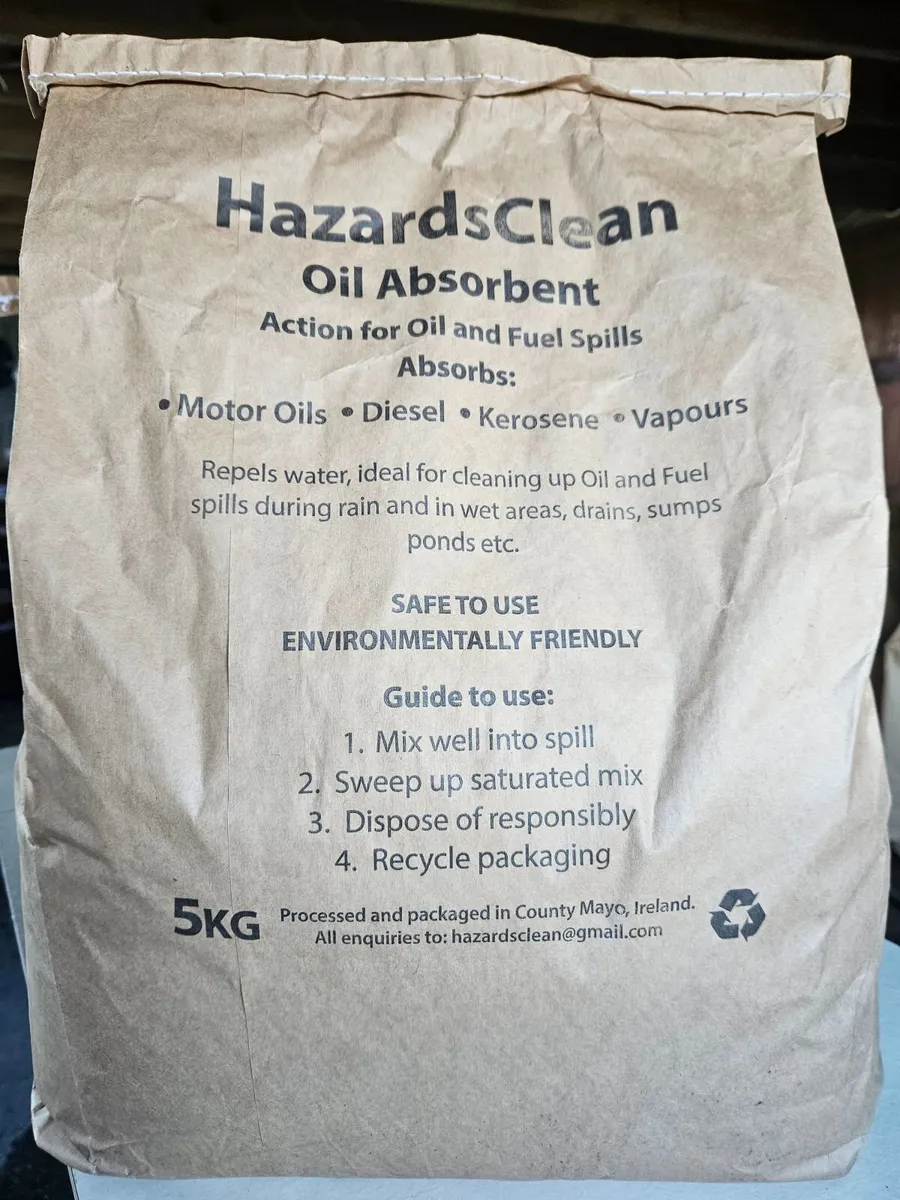 Hazzards CLean Oil Absorbent - Image 1