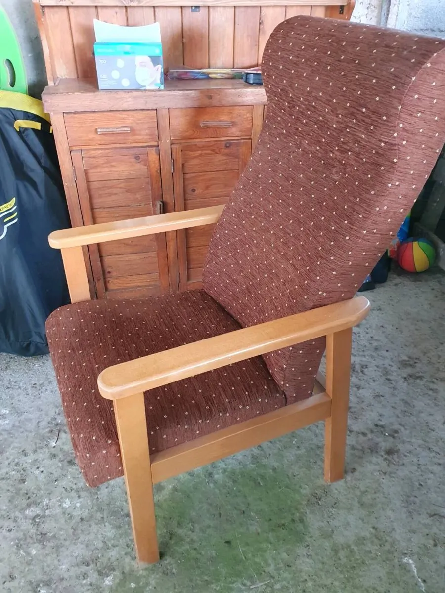 Orthapedic chair - Image 1