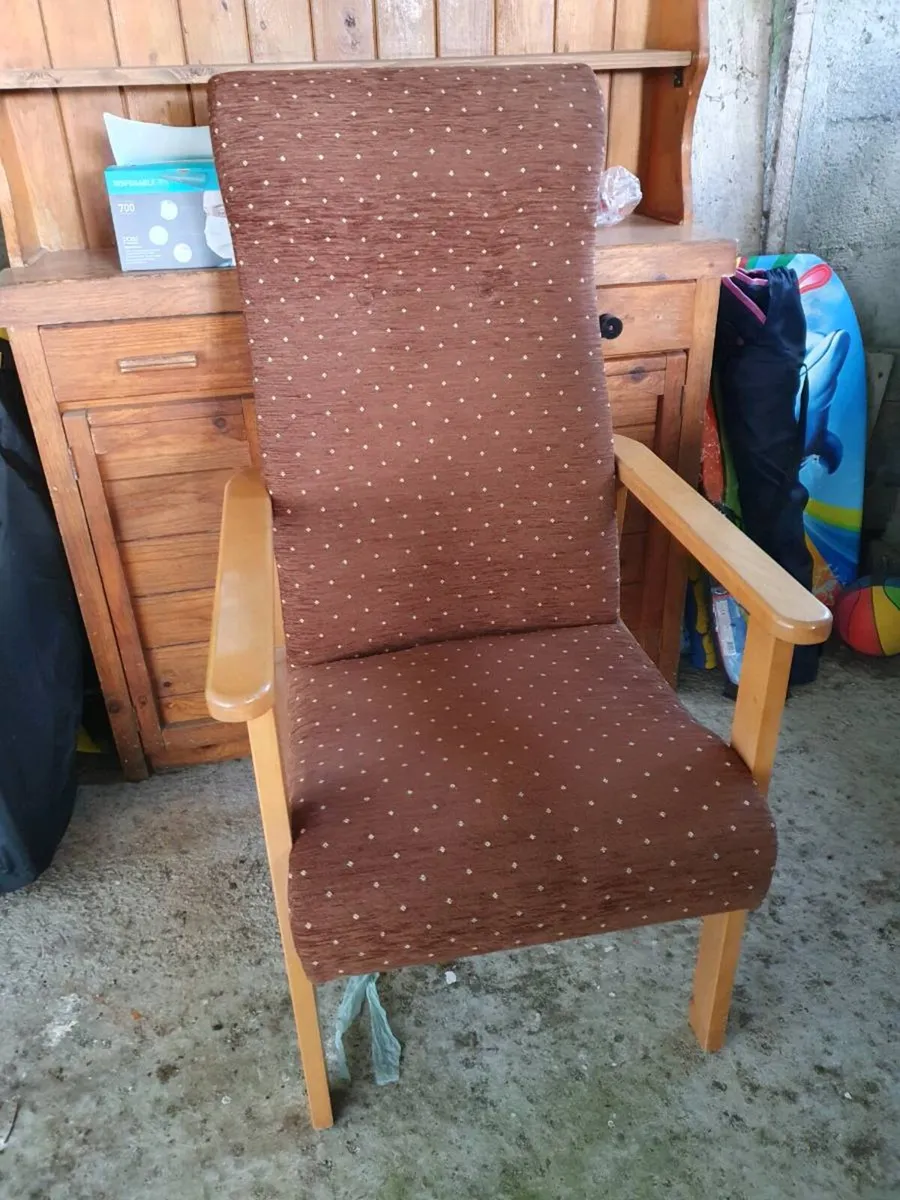 Orthapedic chair - Image 3