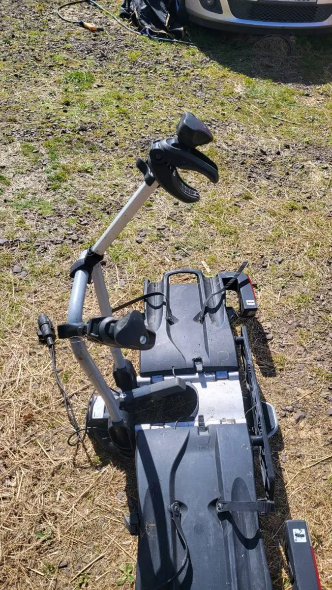 Thule easy fold bike carrier - Image 3