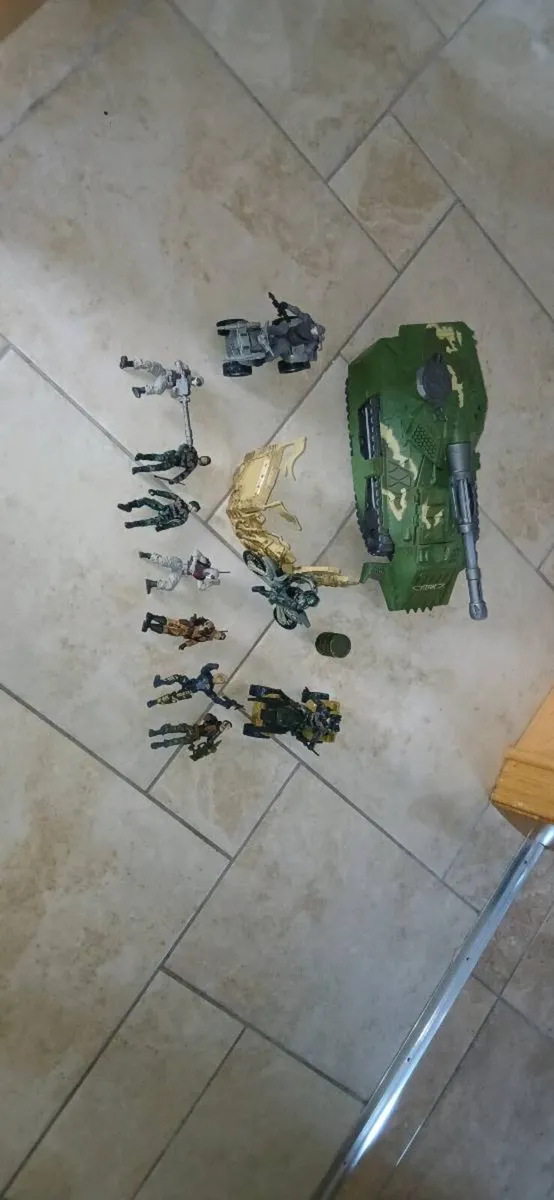 Army toys - Image 2