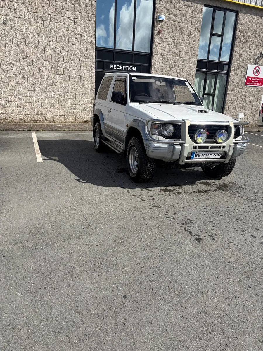 Mitsubishi Pajero - Image 3