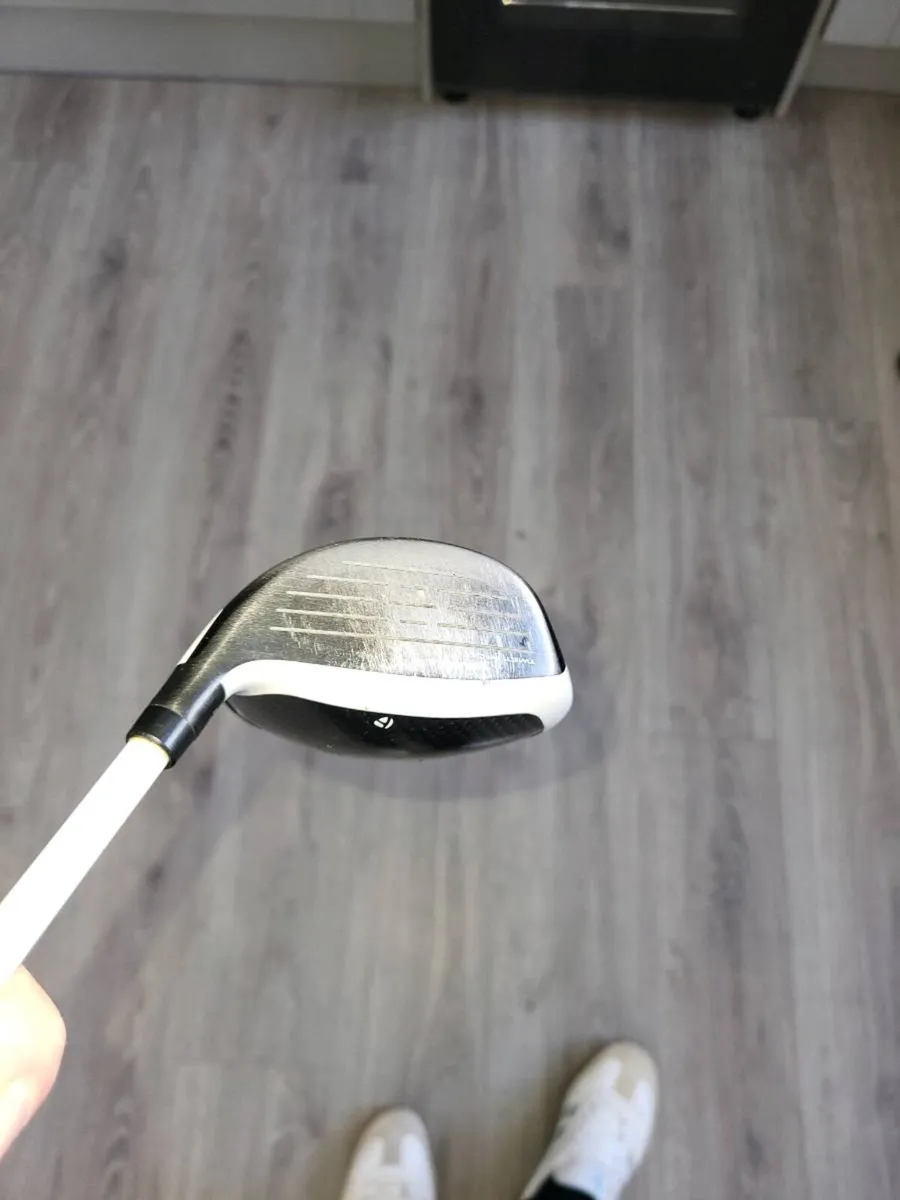 Taylormade Sim2 Max D 5 wood - Image 4
