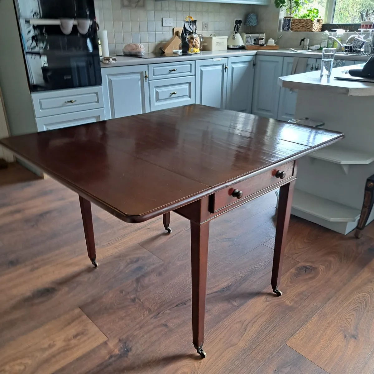 Mahogany Extendable Drop-Leaf Table with Drawer - Image 1