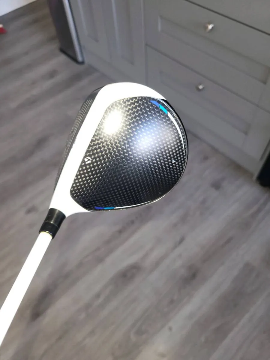 Taylormade Sim2 Max D 3 wood - Image 2