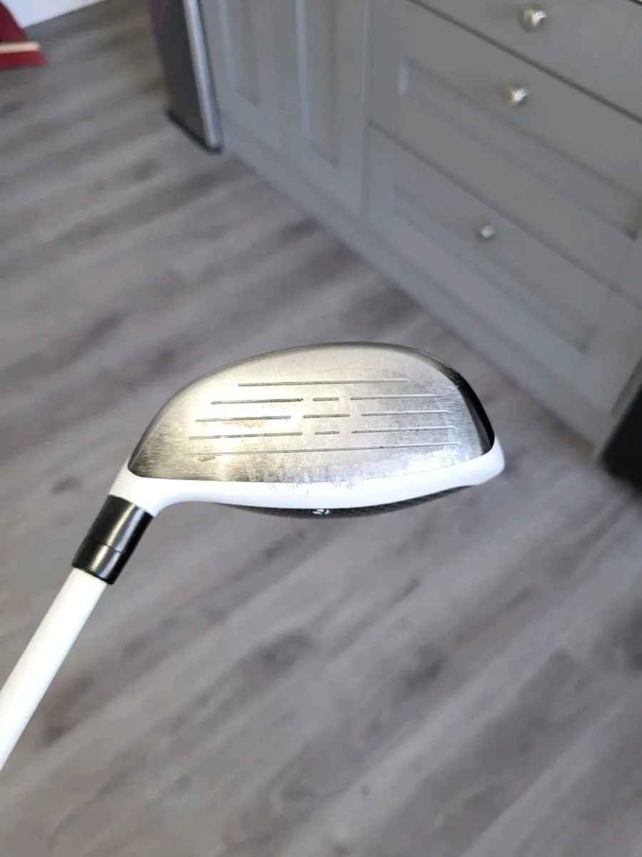 Taylormade Sim2 Max D 3 wood - Image 3