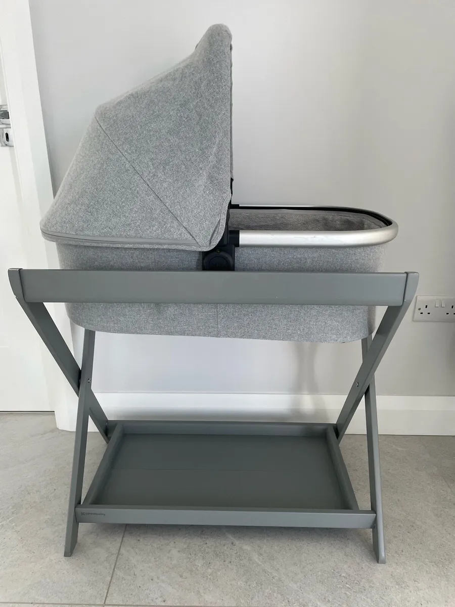 Uppababy Vista Bassinet Stand - Image 4