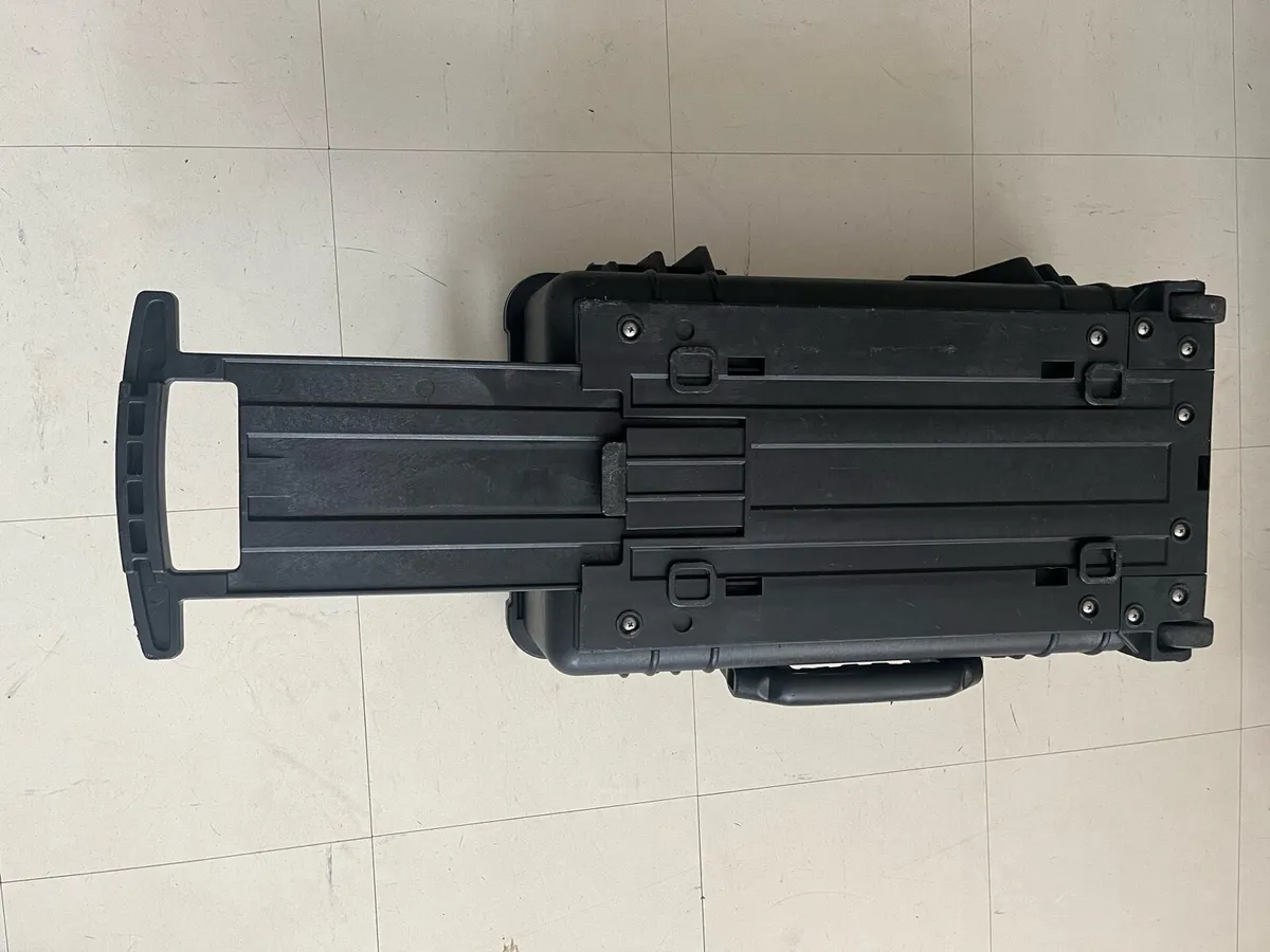 Pelican 1510 Equipment Case - Image 3