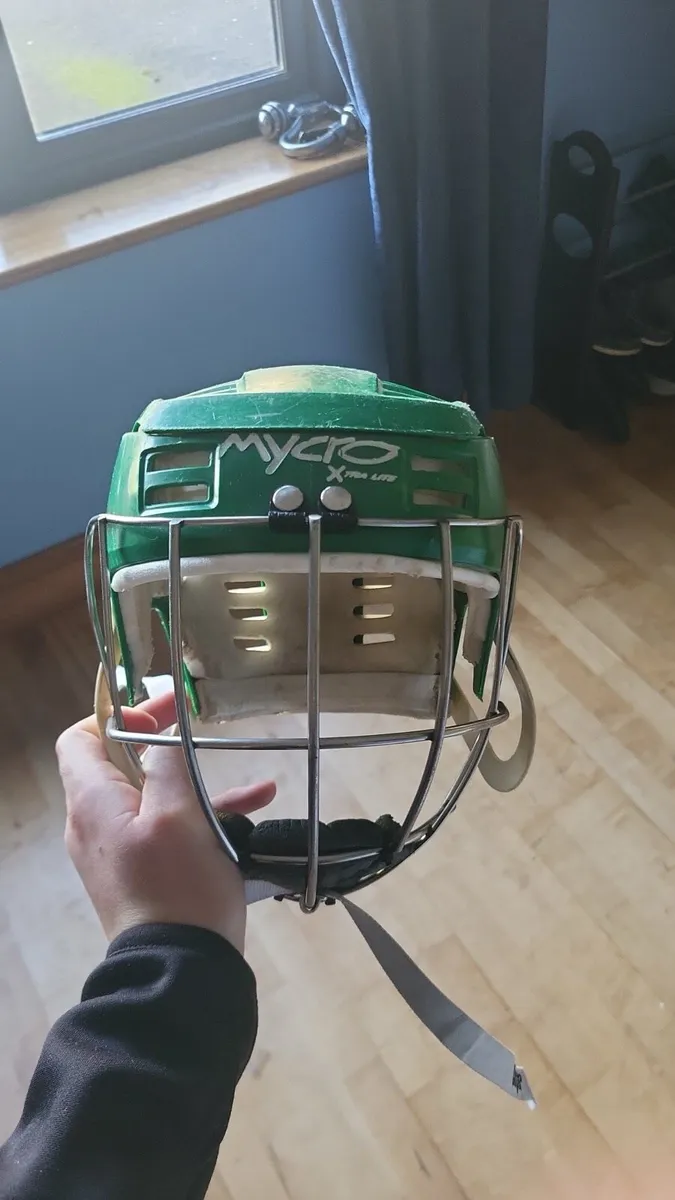 Mycro helmet - Image 1