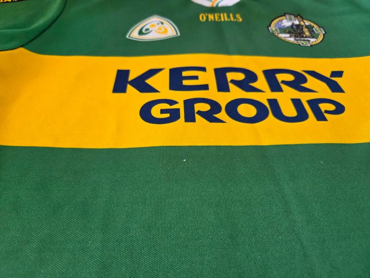 Kerry Home Gaelic Football Jersey 2000 to 2002 - Image 4
