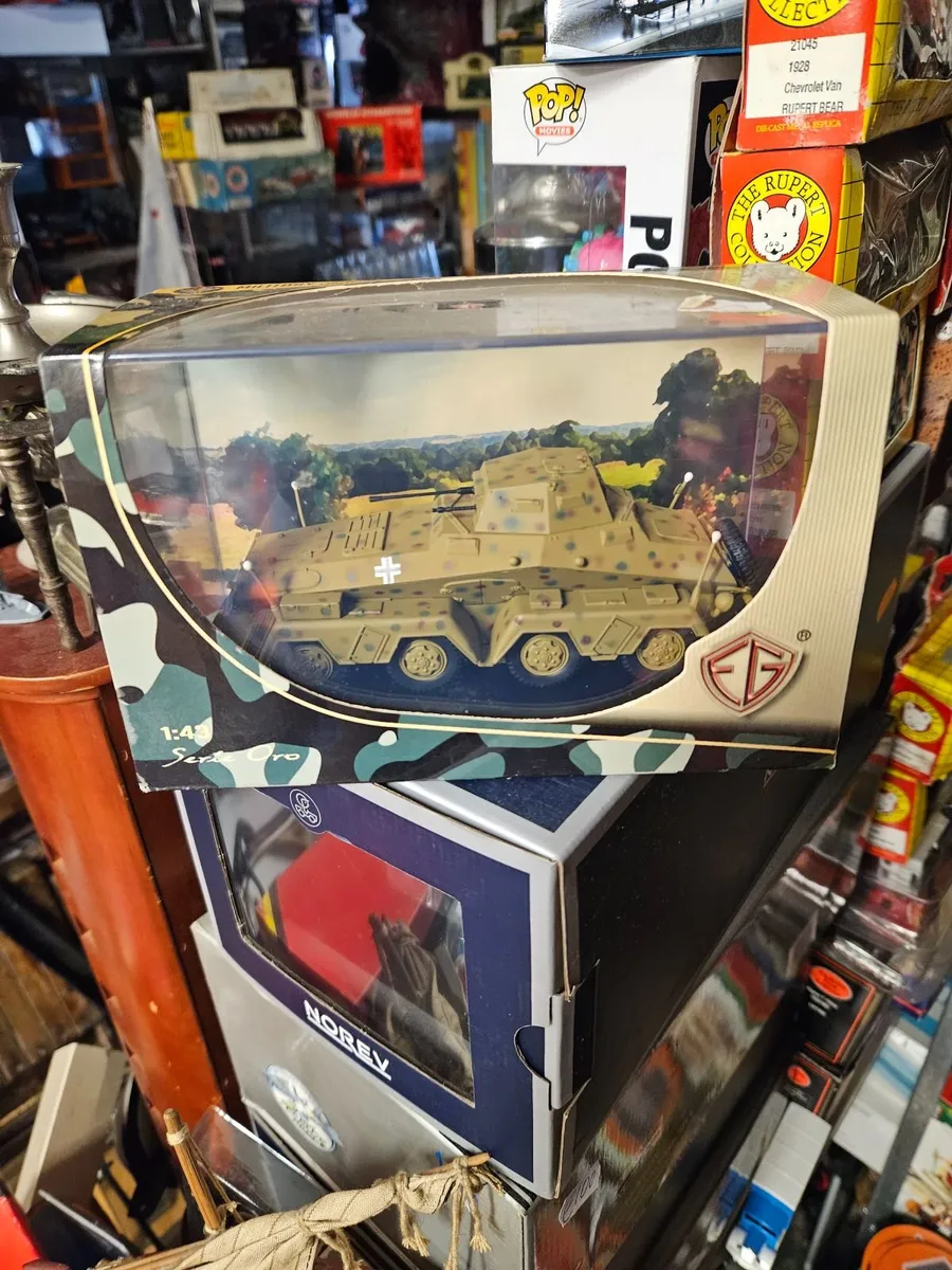 Corgi German WW2 Armoured Car - Image 3