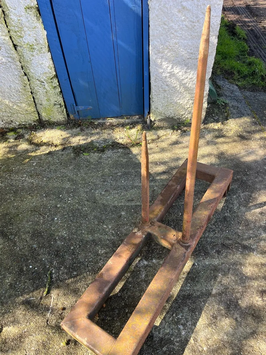 Bale spike - Image 3