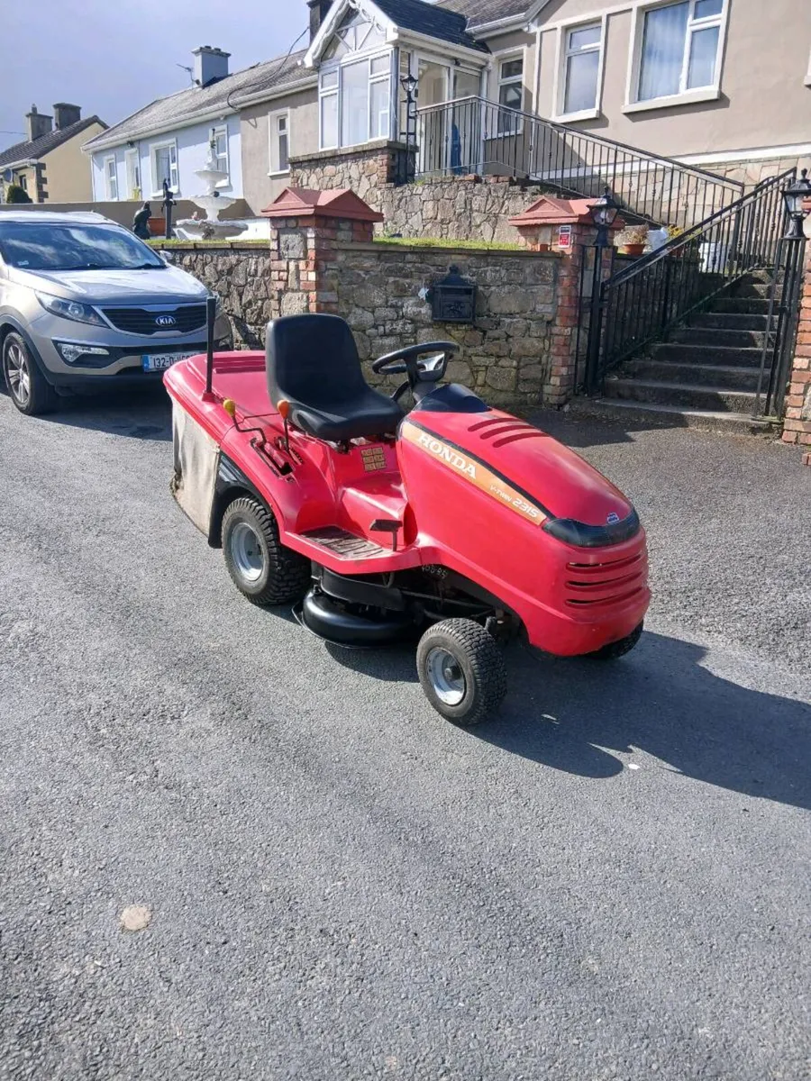 Lawnmower - Image 3