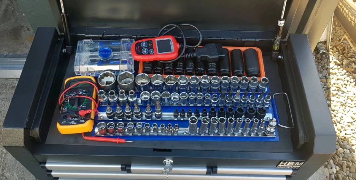 Full tool box - Image 3