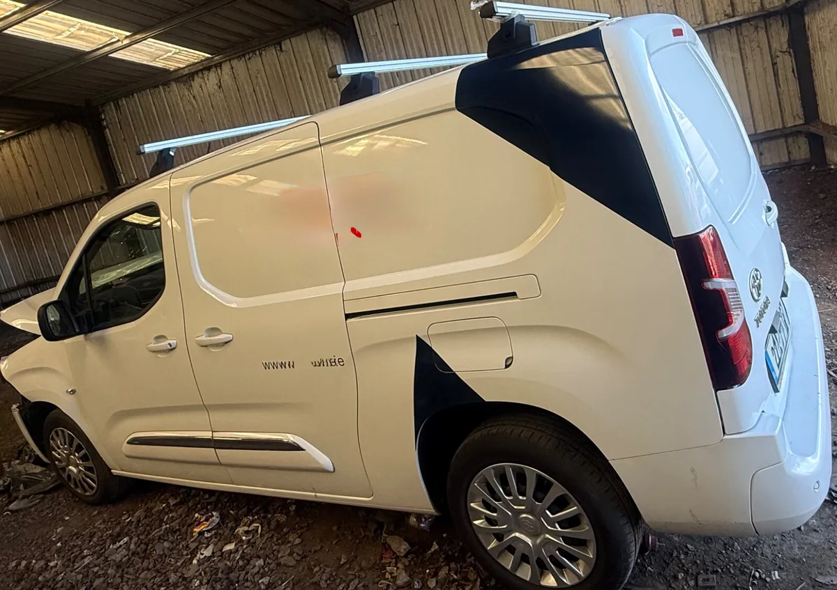 Toyota Proace 2022 46Kmh - Image 4