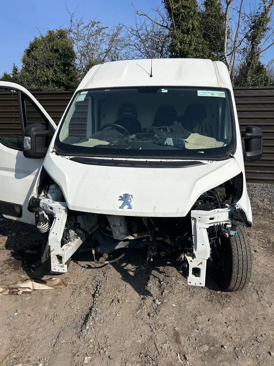 Peugeot Boxer 2022 Only 80 Kmh - Image 4