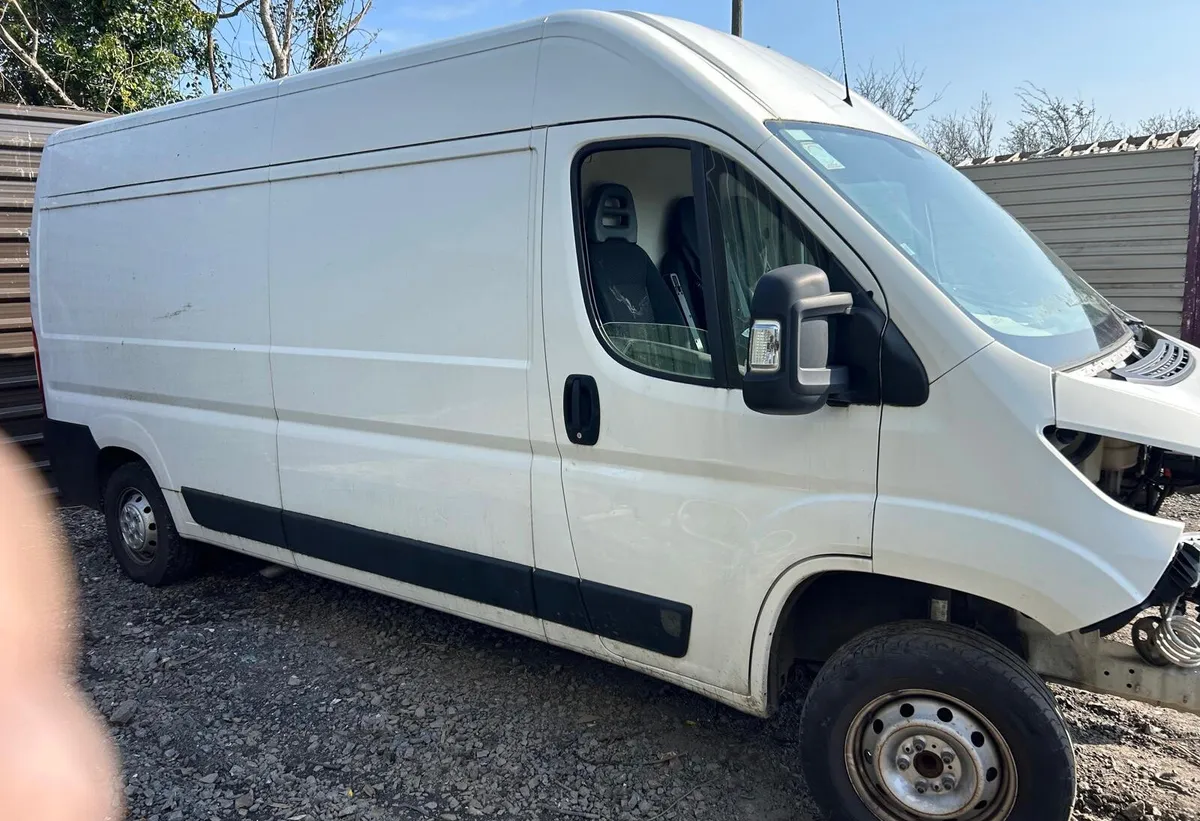 Peugeot Boxer 2022 Only 80 Kmh - Image 1