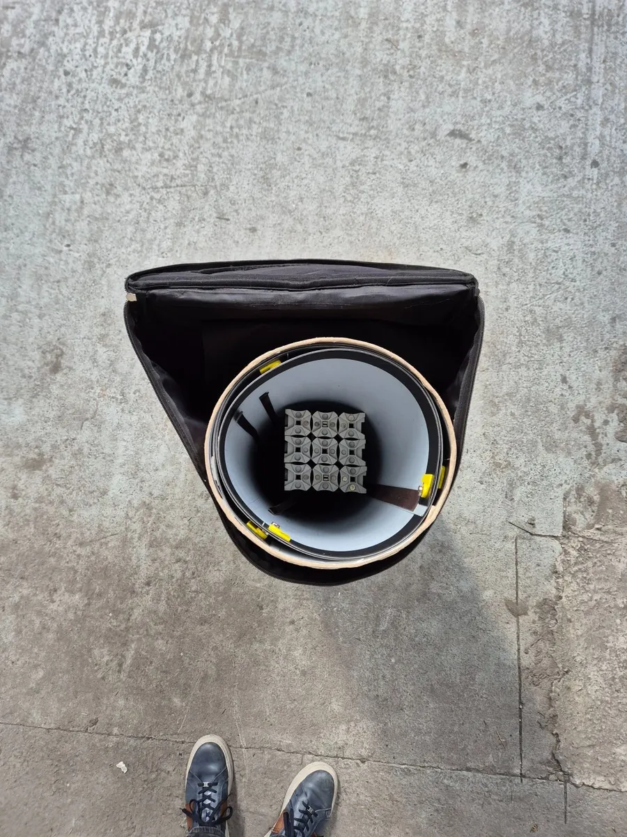 Display stand - Isoframe Wave 6 panels & counter - Image 3