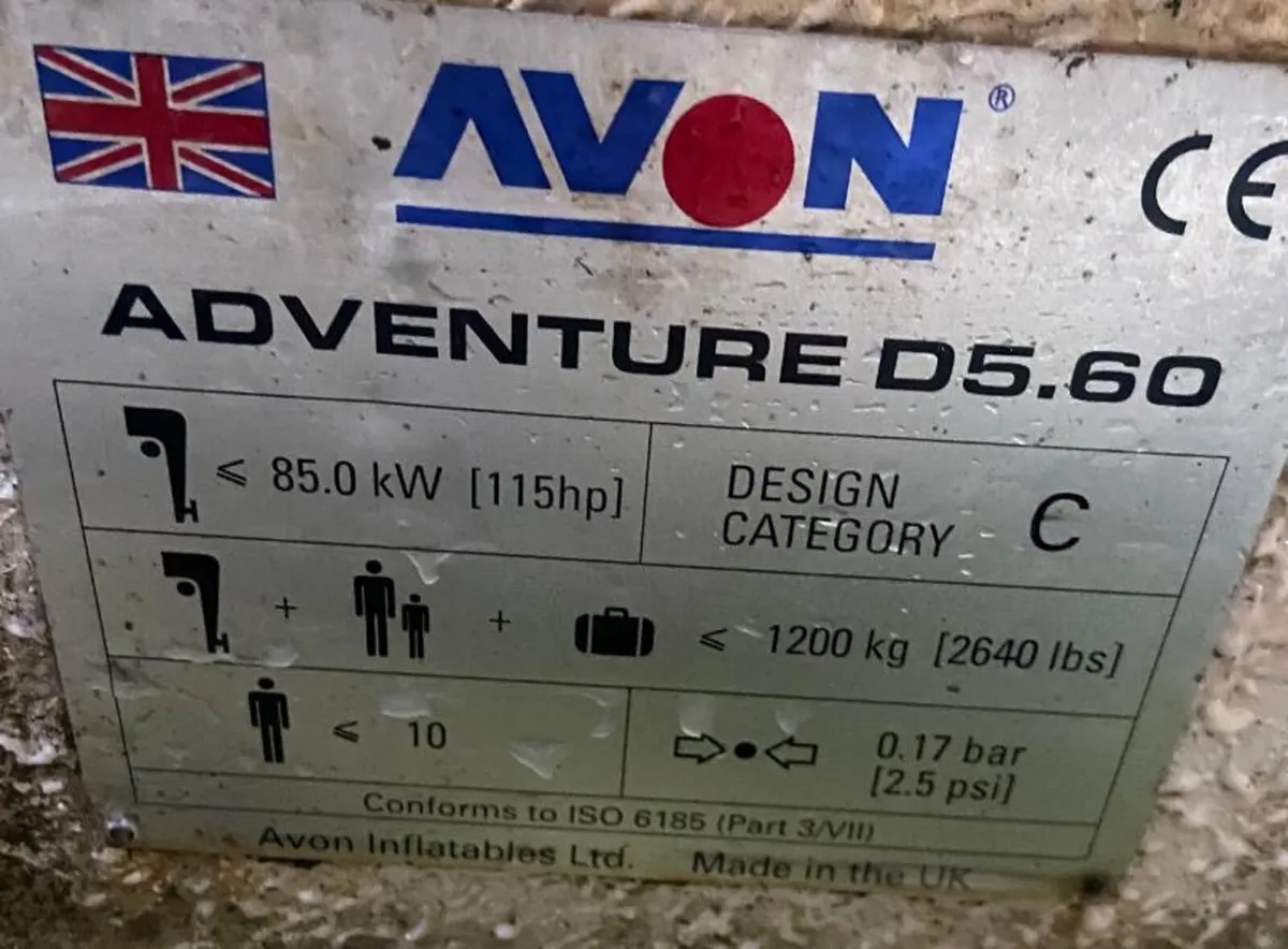 Avon 5.5 meter, 90hp Mercury Engine and trailer. - Image 3