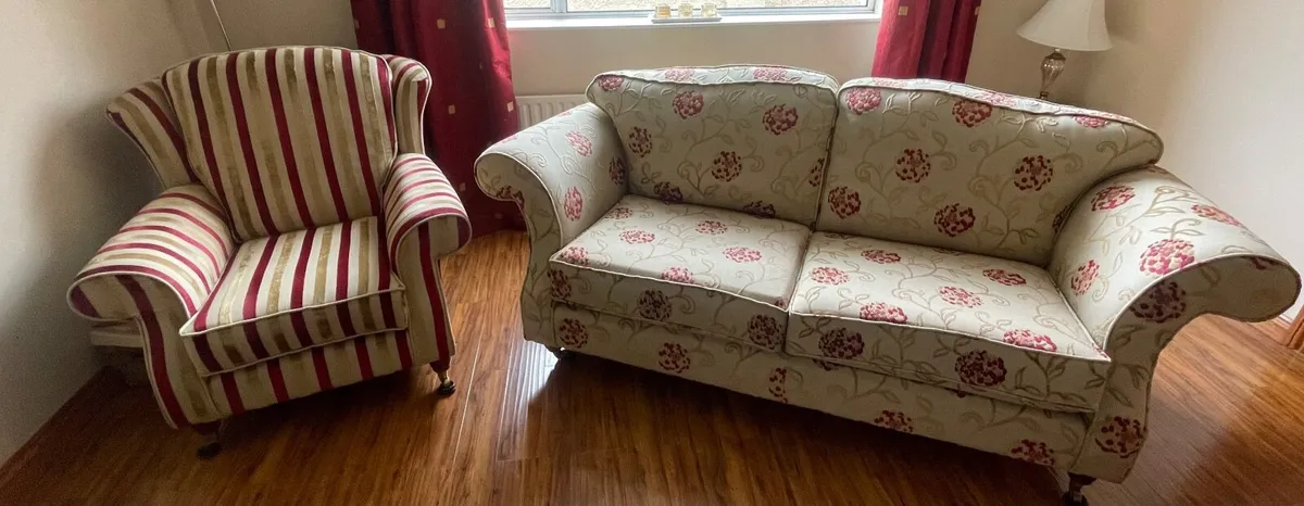 Sofa & 2 Armchairs - Image 1