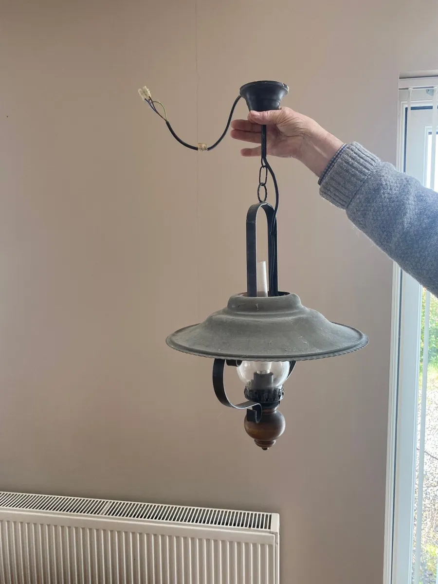 Antique lamp - Image 2