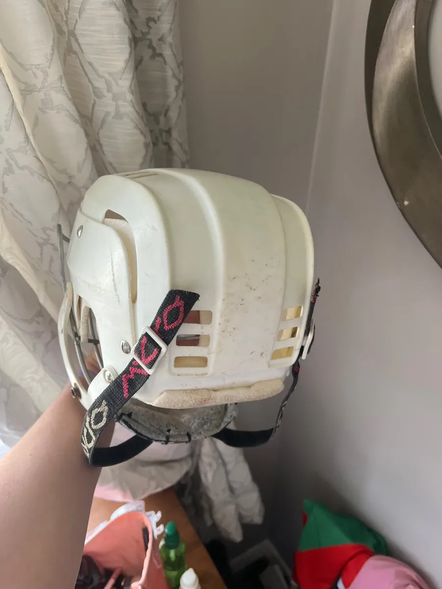 Oldstyle helmet - Image 1