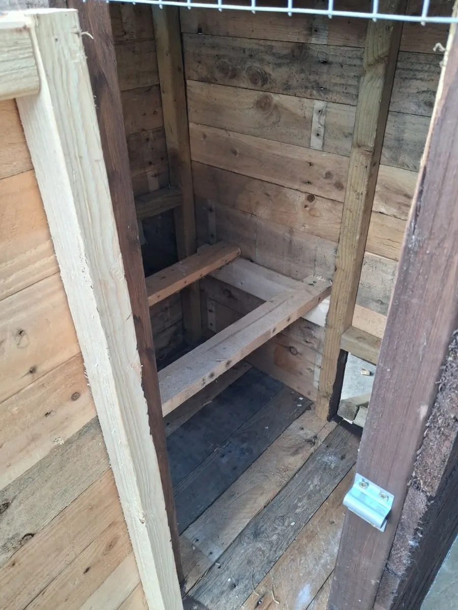Chicken coop - Image 2