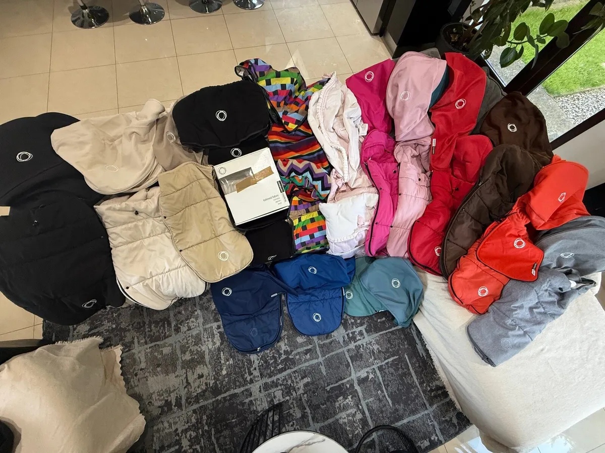 Bugaboo cameleon Fox Lynx sets in swords - Image 1