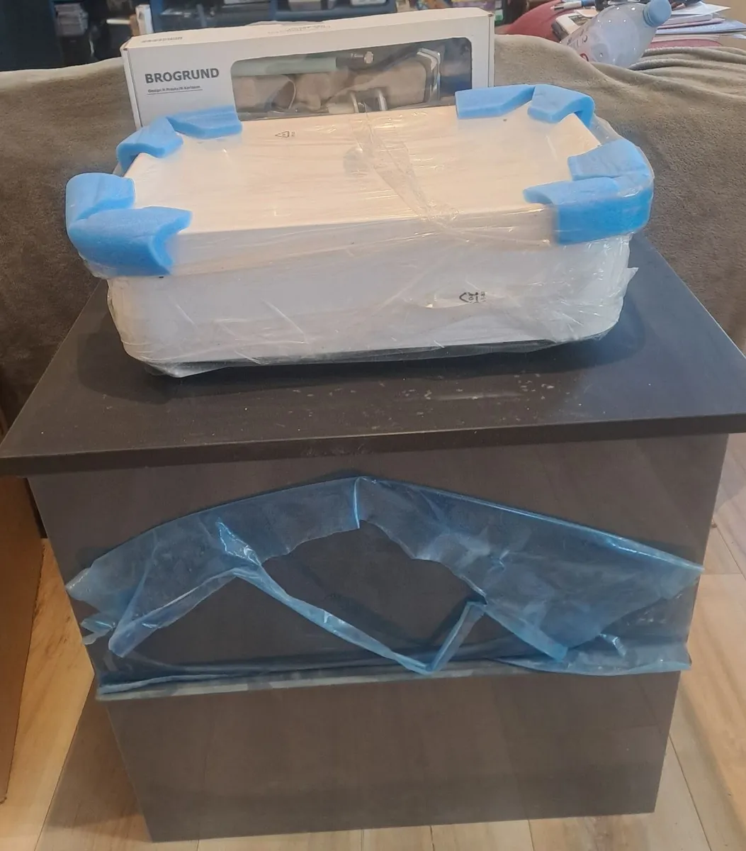 Bathroom sink cabinet - Image 2