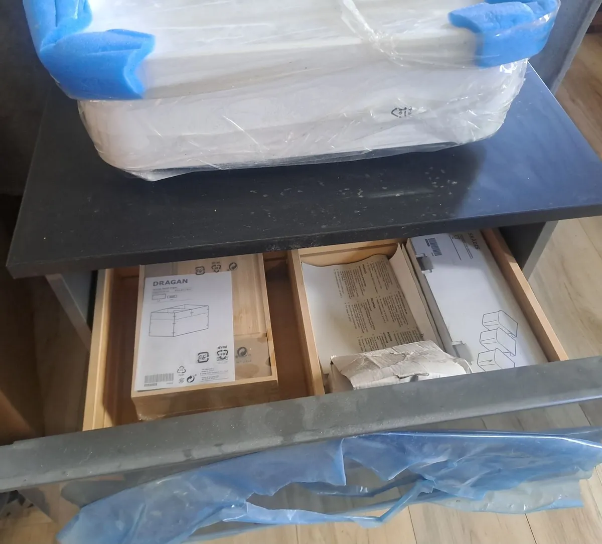 Bathroom sink cabinet - Image 3