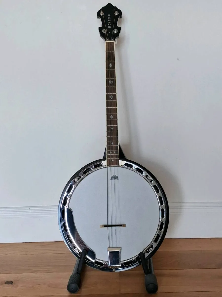 Tenor Banjo - Image 1