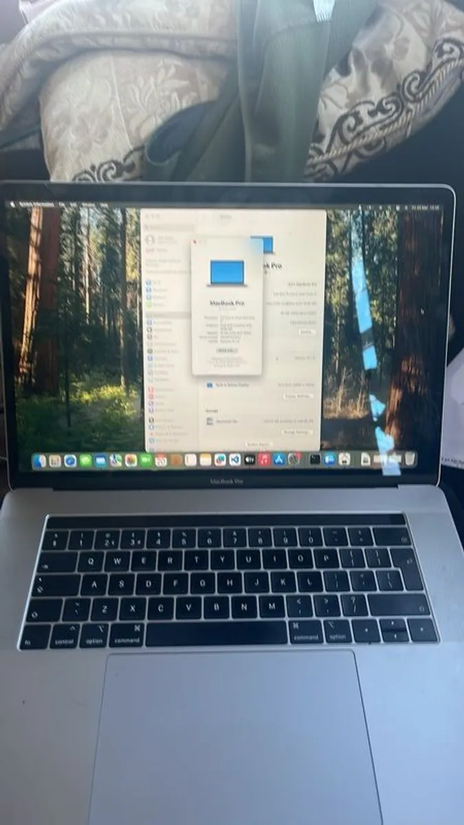 Mac Book Pro - Image 2